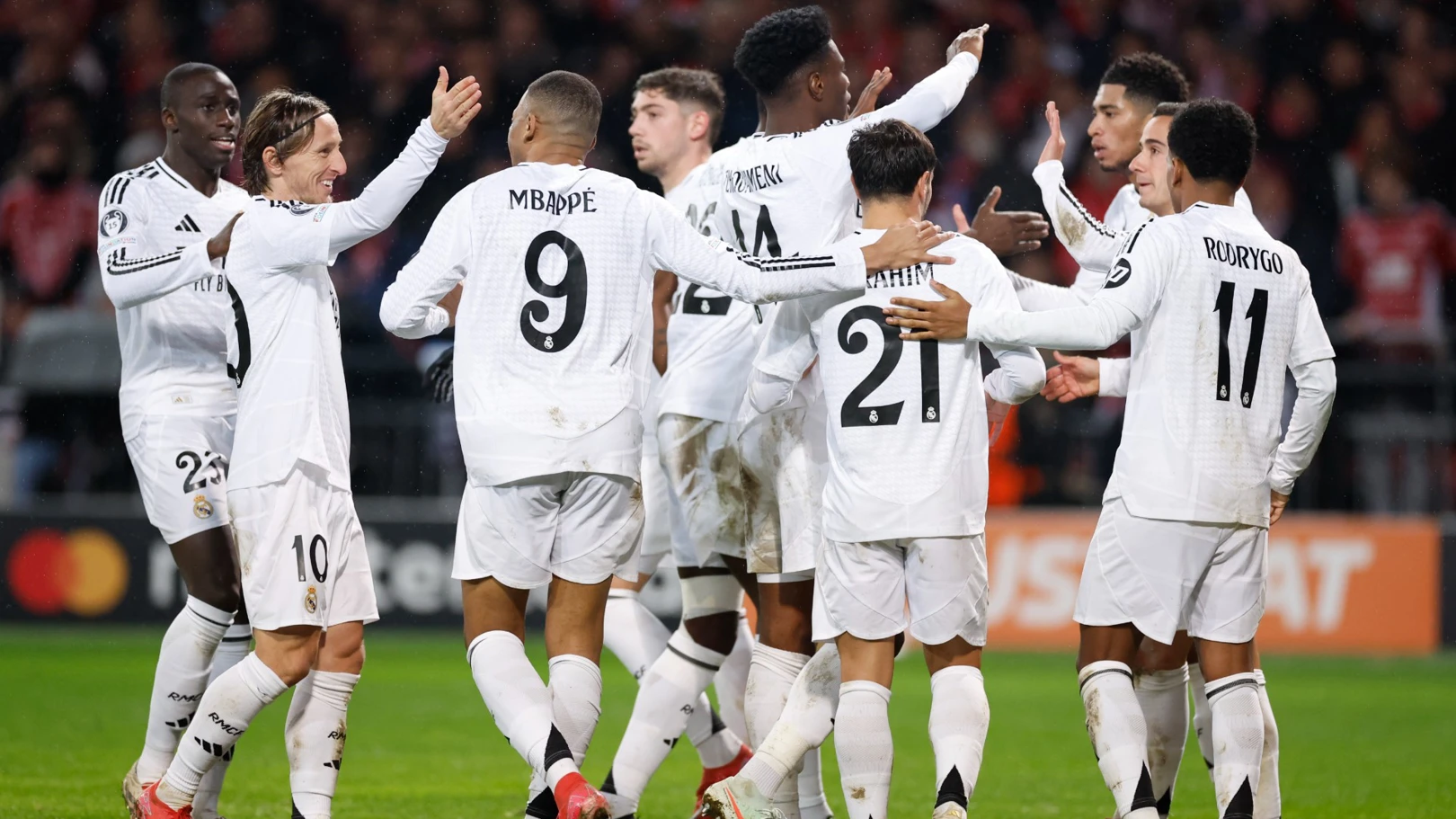 The Ultimate Guide to Real Madrid: Legacy, Trophies, and Smart Match Analysis